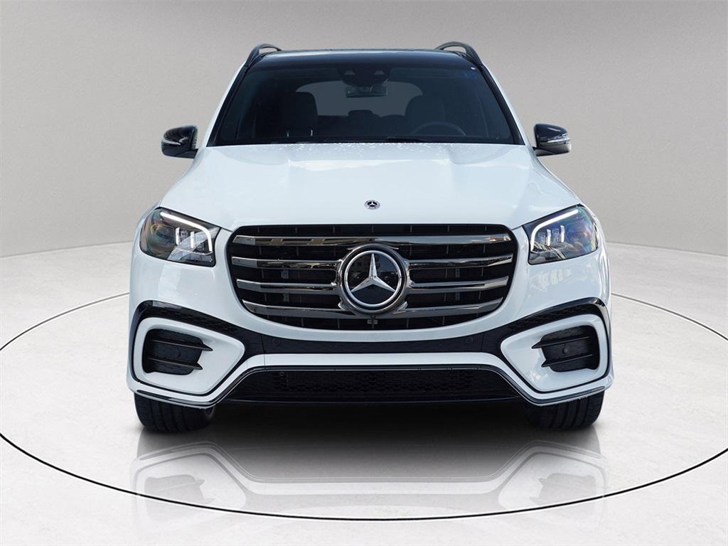 new 2025 Mercedes-Benz GLS 450 car, priced at $90,857