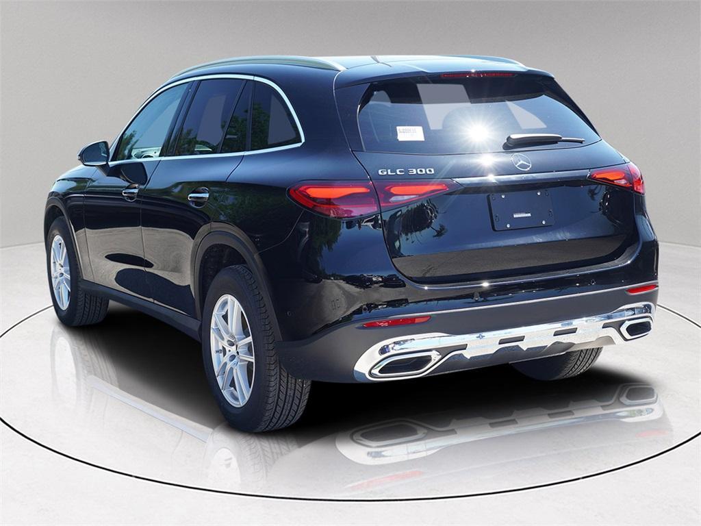 new 2025 Mercedes-Benz GLC 300 car, priced at $47,292