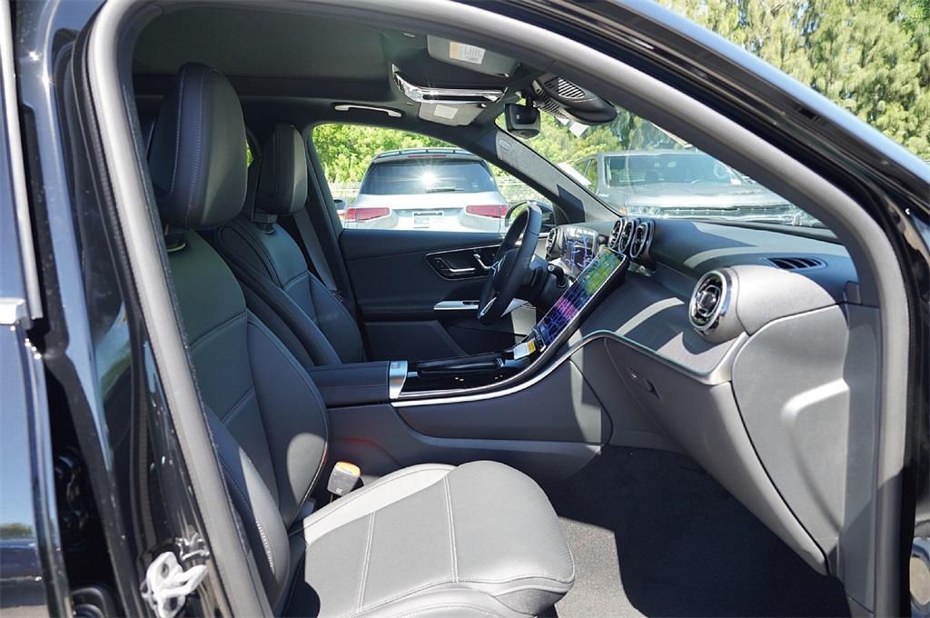 new 2025 Mercedes-Benz GLC 300 car, priced at $47,292