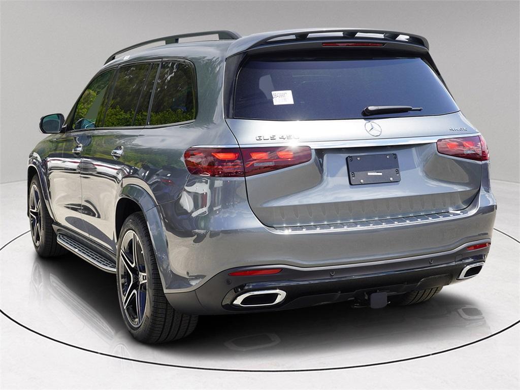 new 2025 Mercedes-Benz GLS 450 car