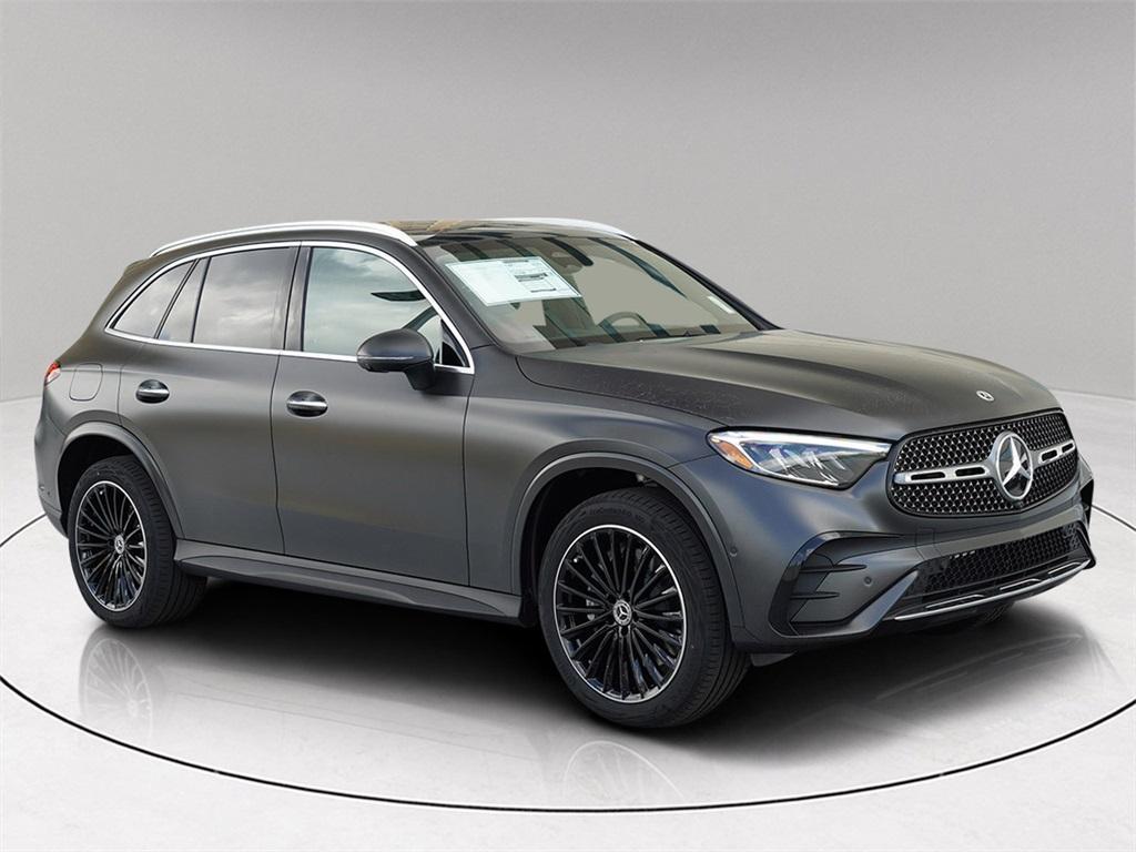 new 2025 Mercedes-Benz GLC 300 car, priced at $58,972