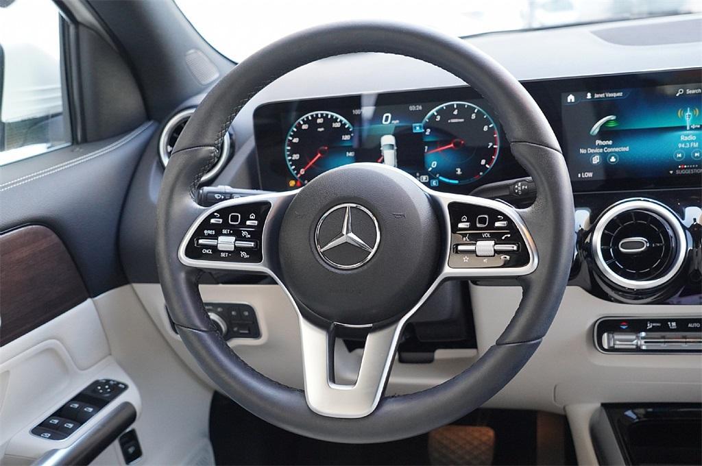 used 2022 Mercedes-Benz GLA 250 car, priced at $32,990