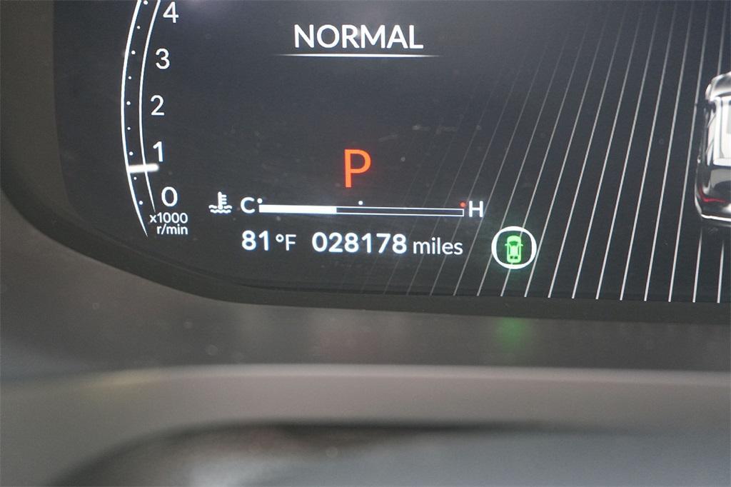 used 2023 Acura MDX car, priced at $34,325