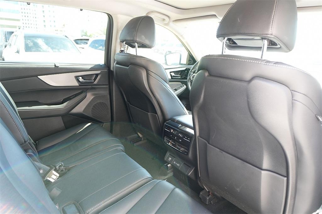 used 2023 Acura MDX car, priced at $34,325