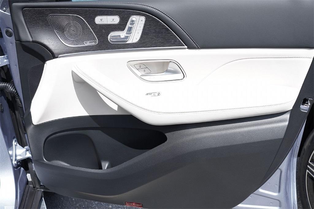 new 2026 Mercedes-Benz AMG GLE 53 car, priced at $108,570