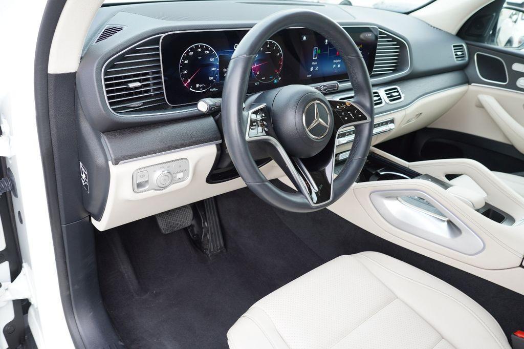 used 2024 Mercedes-Benz GLE 350 car, priced at $65,989