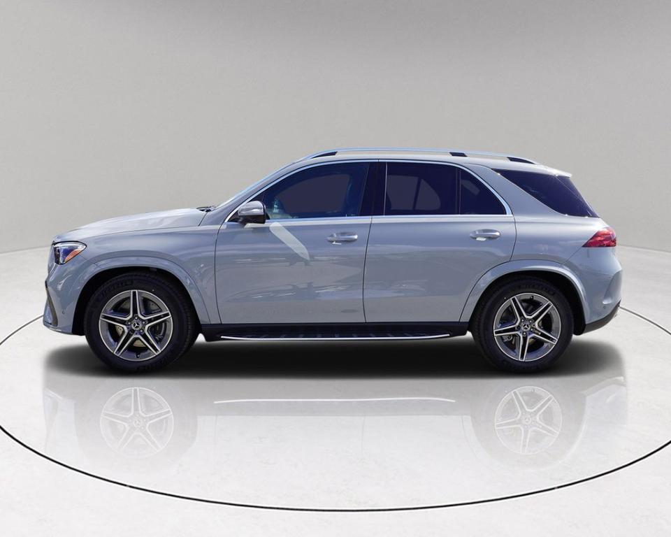 new 2025 Mercedes-Benz GLE 580 car, priced at $89,099