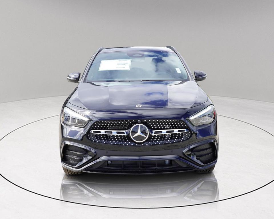 new 2025 Mercedes-Benz GLA 250 car, priced at $48,865