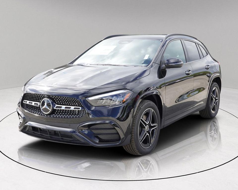 new 2025 Mercedes-Benz GLA 250 car, priced at $48,865