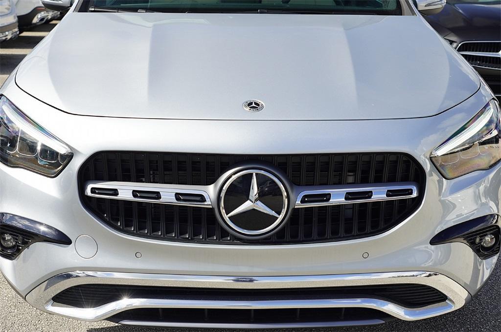 new 2025 Mercedes-Benz GLA 250 car, priced at $42,612