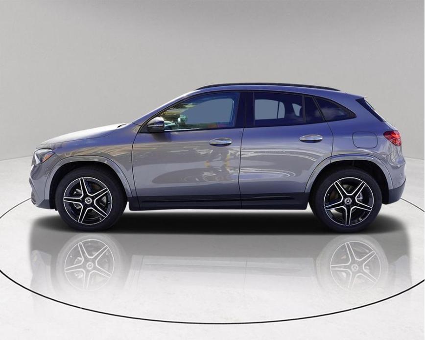 new 2025 Mercedes-Benz GLA 250 car, priced at $49,820