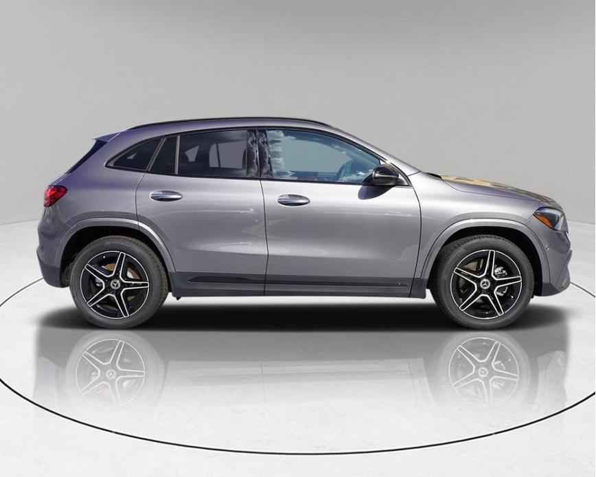 new 2025 Mercedes-Benz GLA 250 car, priced at $49,820