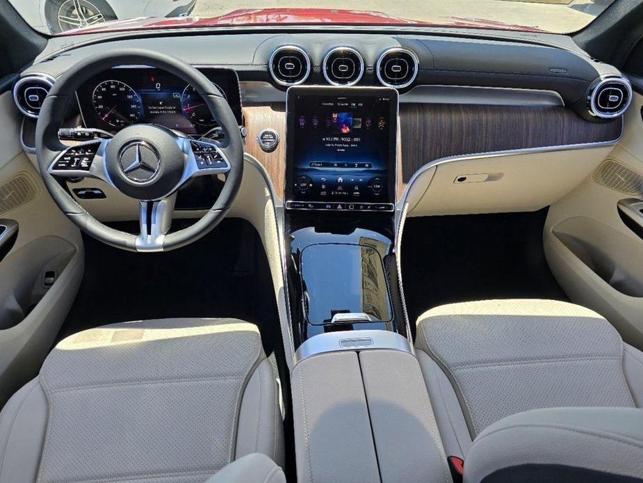 new 2024 Mercedes-Benz GLC 300 car, priced at $53,975