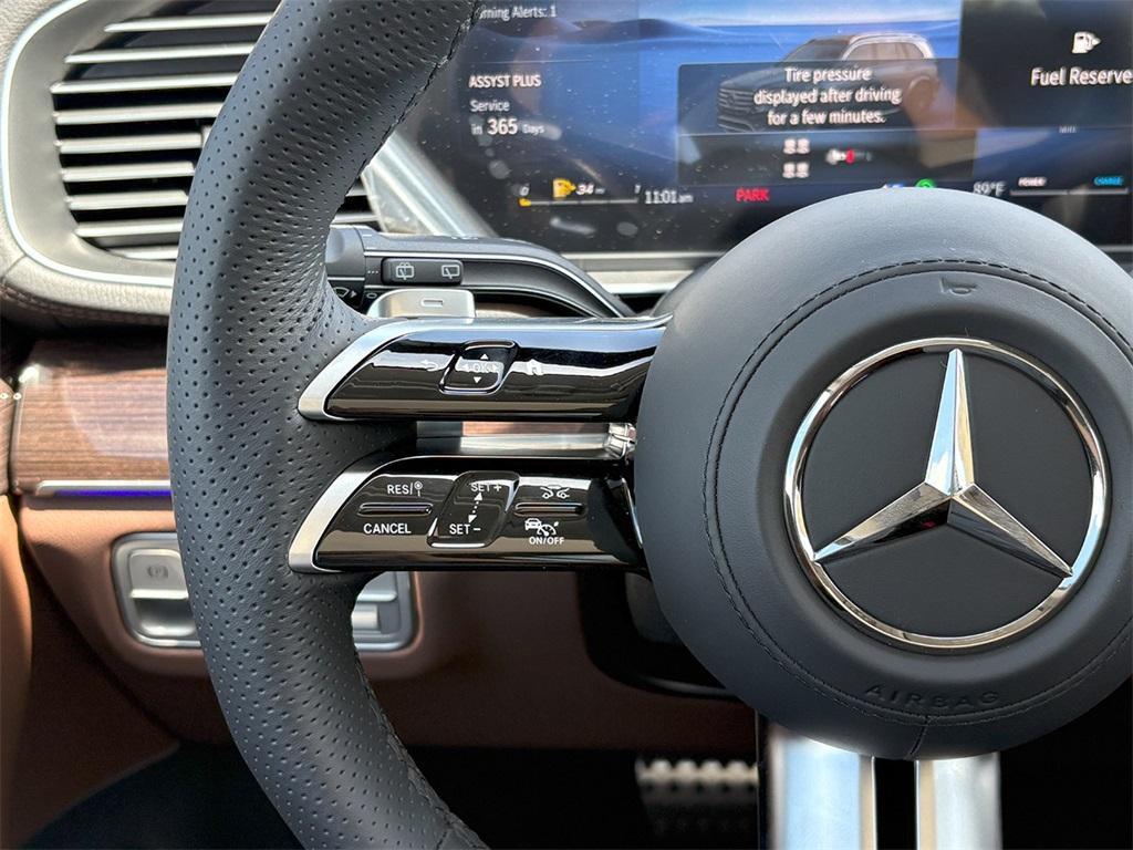 new 2025 Mercedes-Benz GLS 450 car, priced at $91,166