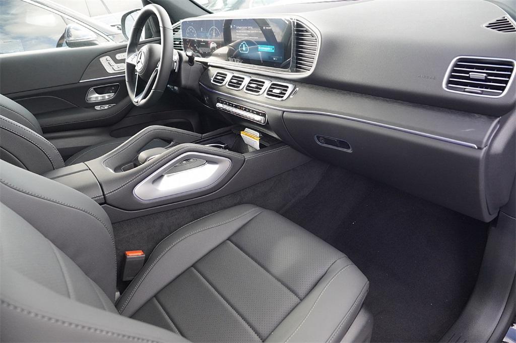 new 2025 Mercedes-Benz GLE 350 car, priced at $65,436