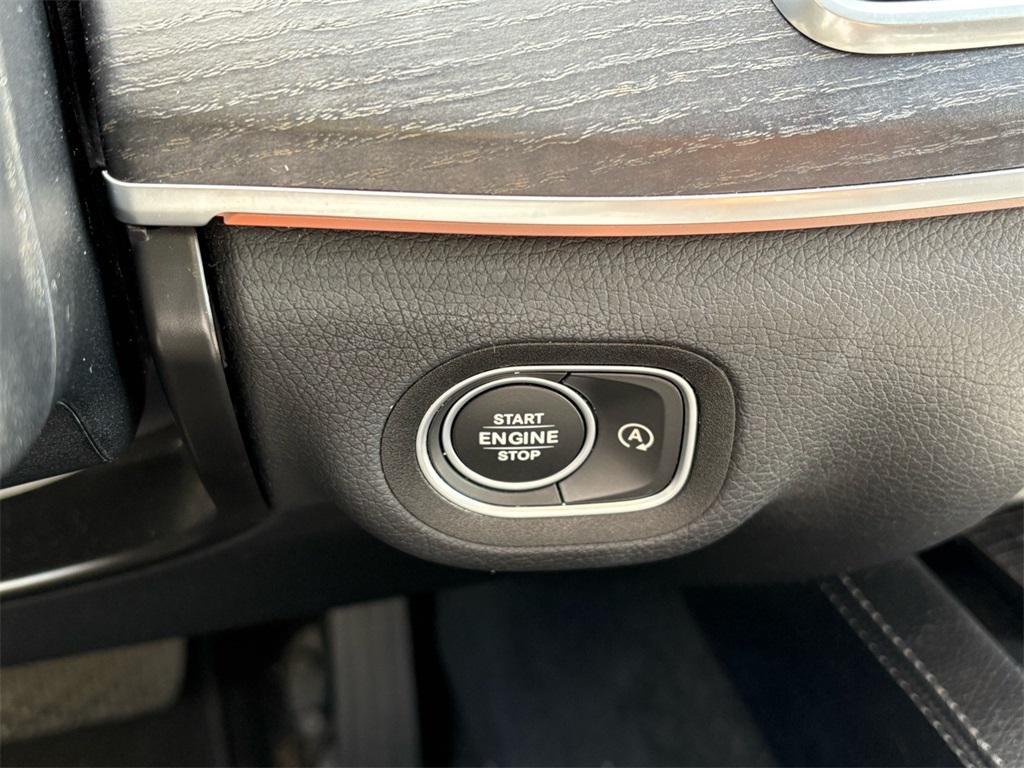 used 2023 Mercedes-Benz GLE 450 car, priced at $61,990