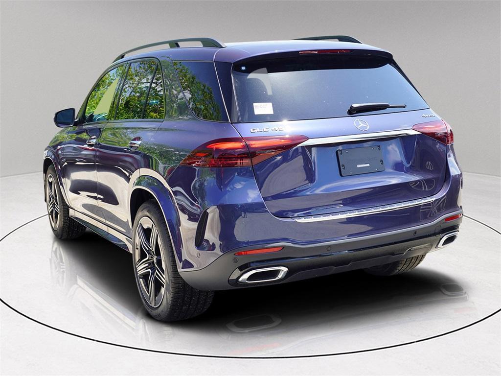 new 2025 Mercedes-Benz GLE 450 car, priced at $76,155