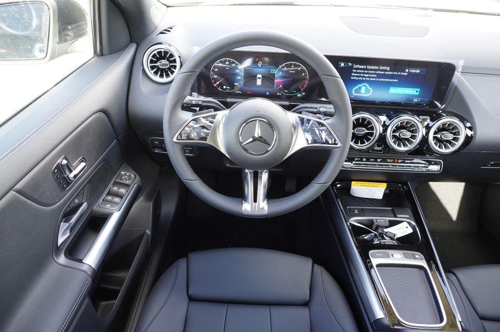 new 2025 Mercedes-Benz GLA 250 car, priced at $49,935