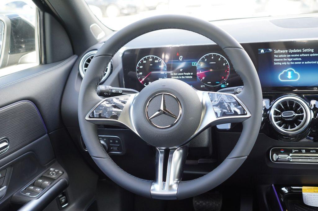 new 2025 Mercedes-Benz GLA 250 car, priced at $49,935