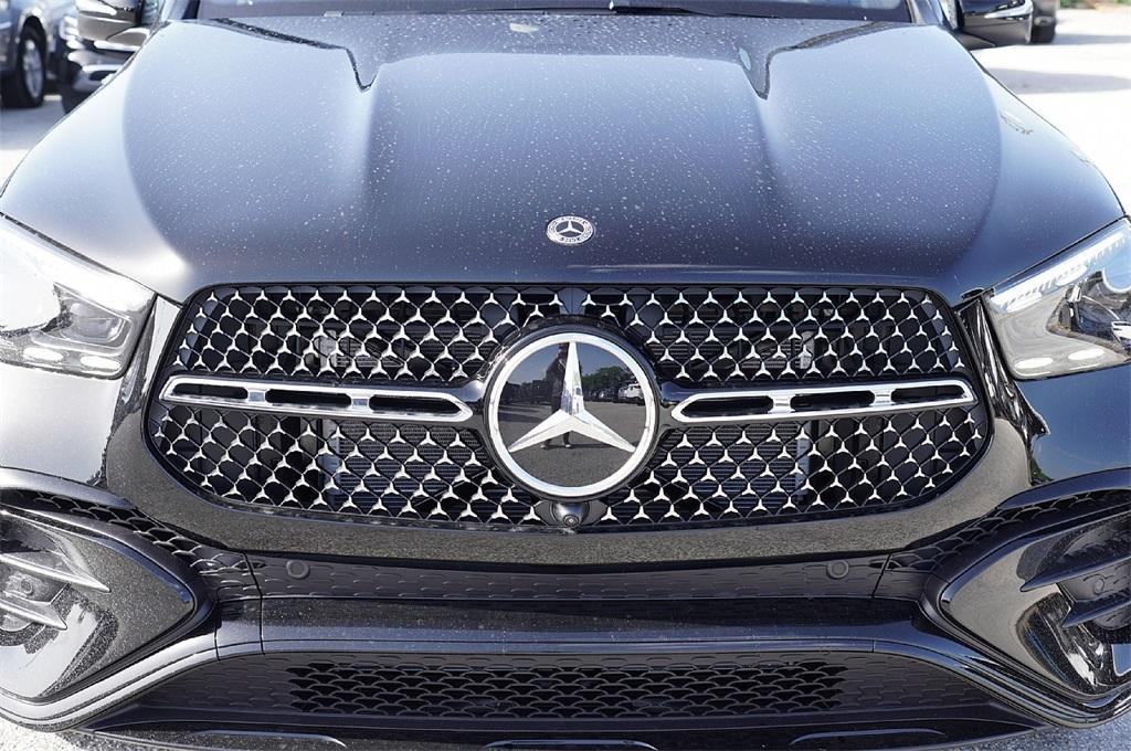 new 2026 Mercedes-Benz GLE 580 car, priced at $106,940
