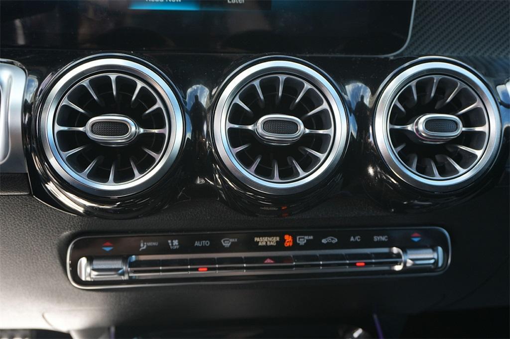 used 2021 Mercedes-Benz GLB 250 car, priced at $33,600