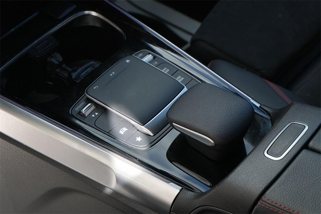 used 2021 Mercedes-Benz GLB 250 car, priced at $33,600