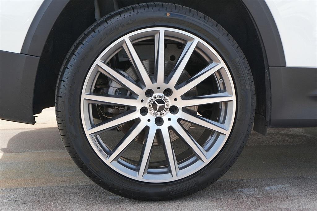used 2021 Mercedes-Benz GLB 250 car, priced at $33,600