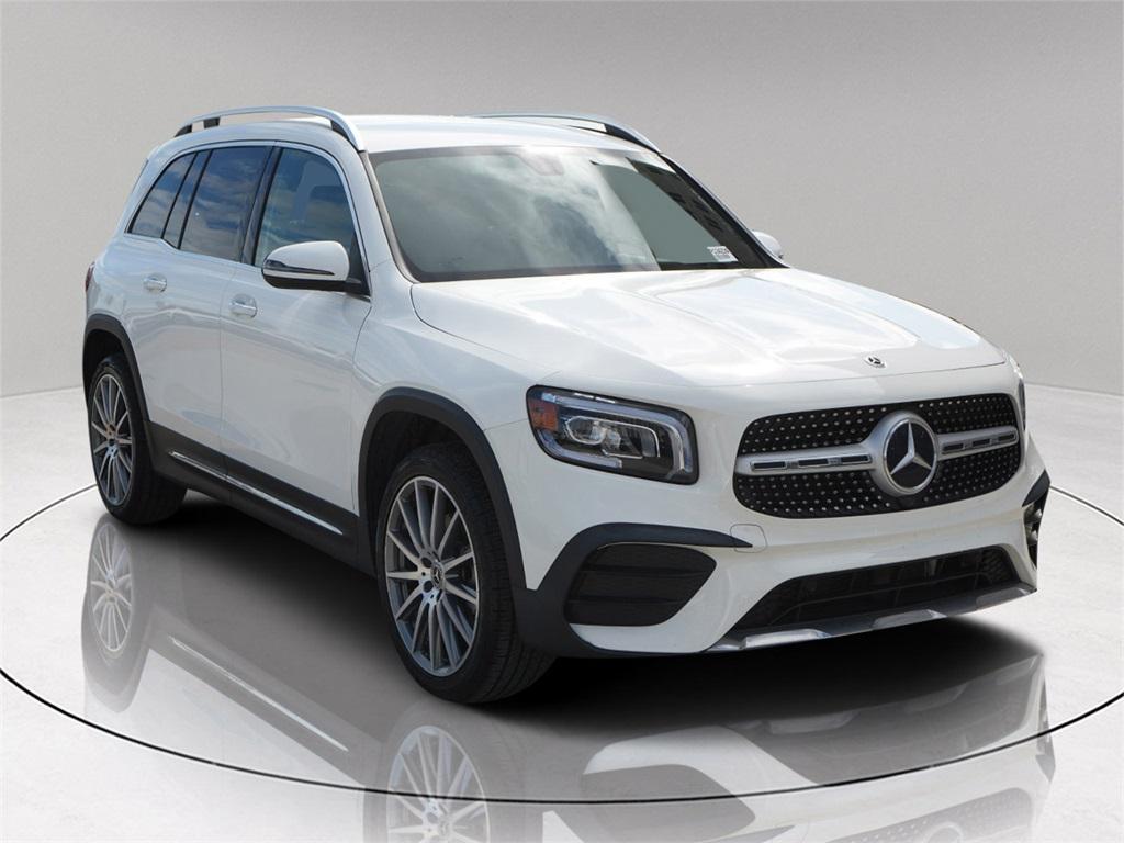 used 2021 Mercedes-Benz GLB 250 car, priced at $33,600