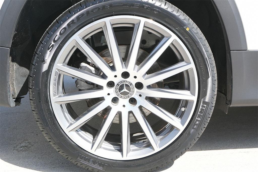 used 2021 Mercedes-Benz GLB 250 car, priced at $33,600