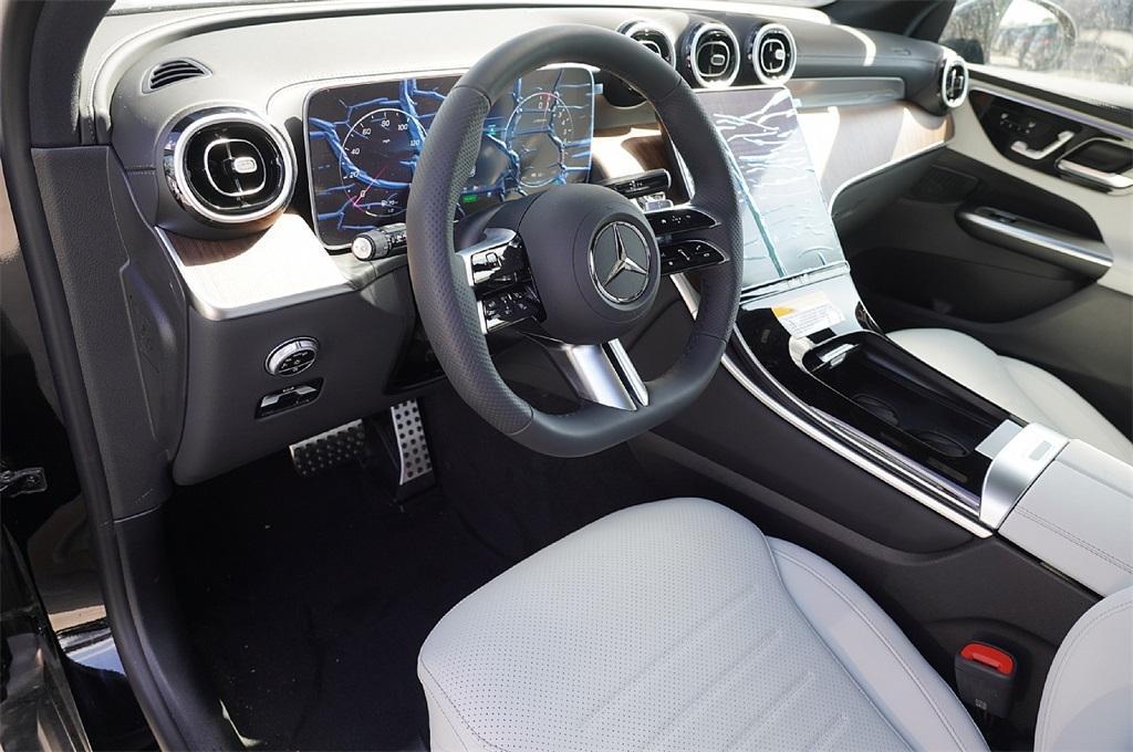 new 2025 Mercedes-Benz GLC 350e car, priced at $62,214