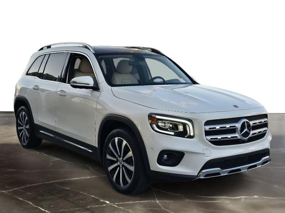 used 2023 Mercedes-Benz GLB 250 car, priced at $46,980