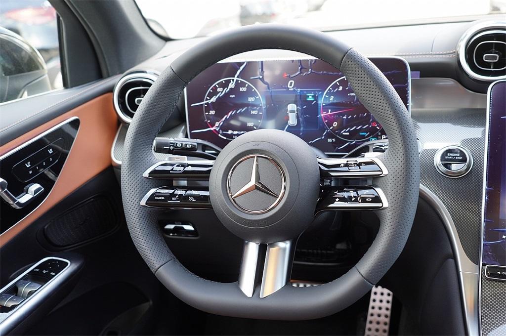 new 2025 Mercedes-Benz GLC 300 car, priced at $53,963