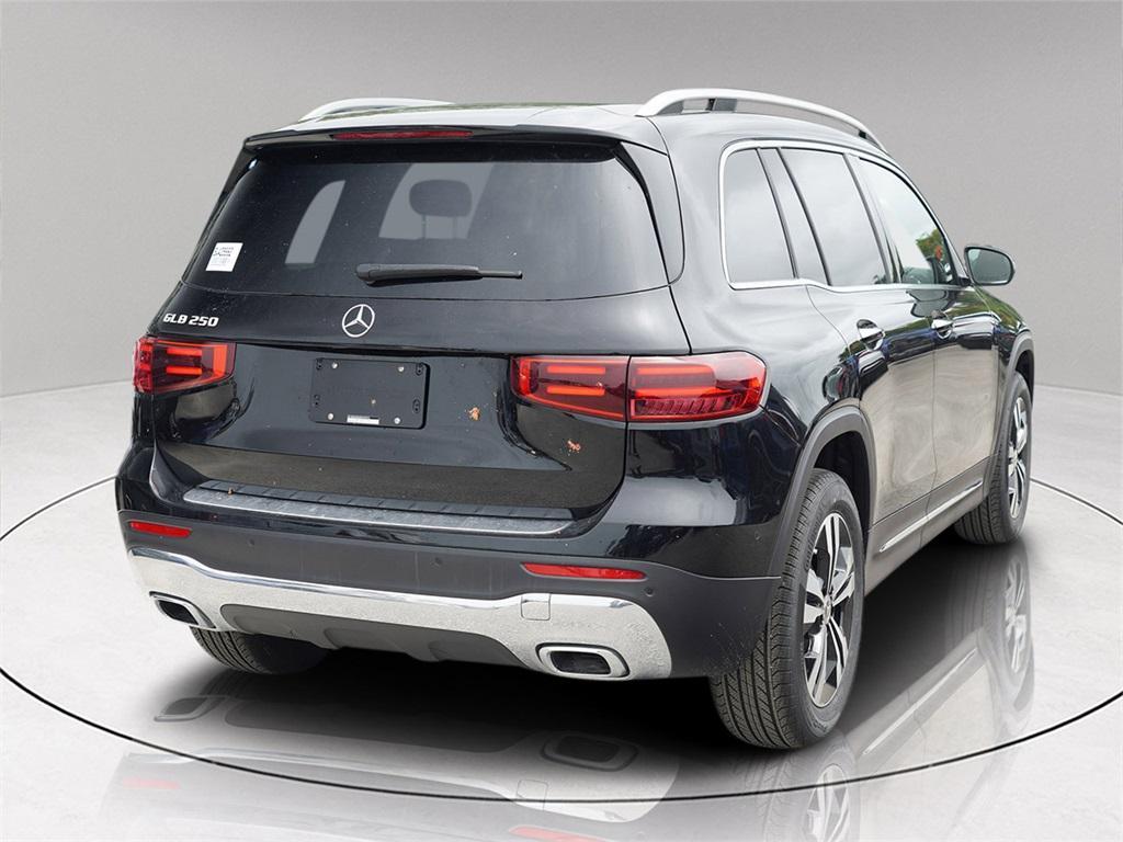 new 2025 Mercedes-Benz GLB 250 car, priced at $40,840