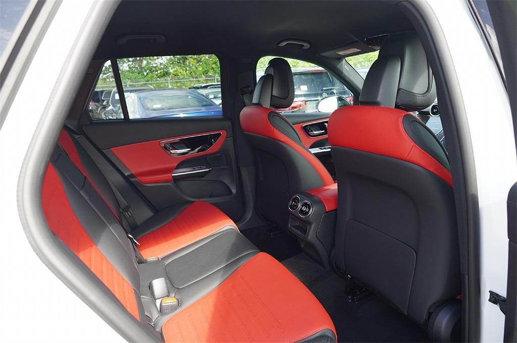 new 2025 Mercedes-Benz GLC 300 car, priced at $56,165