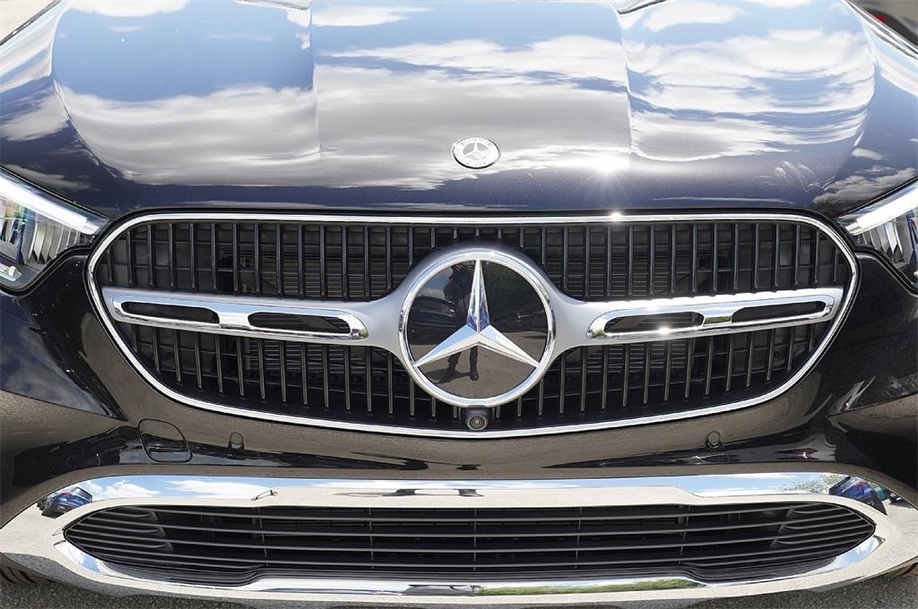 new 2025 Mercedes-Benz GLC 350e car, priced at $61,566