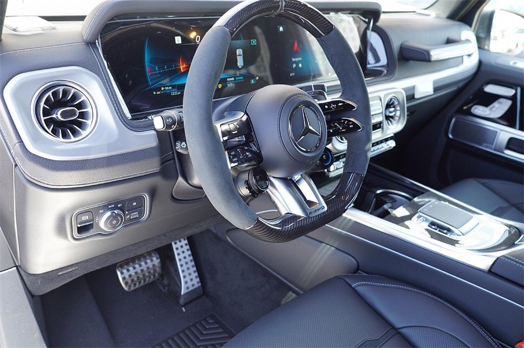 new 2025 Mercedes-Benz AMG G 63 car, priced at $196,445