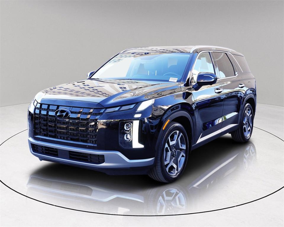 used 2024 Hyundai Palisade car, priced at $39,498