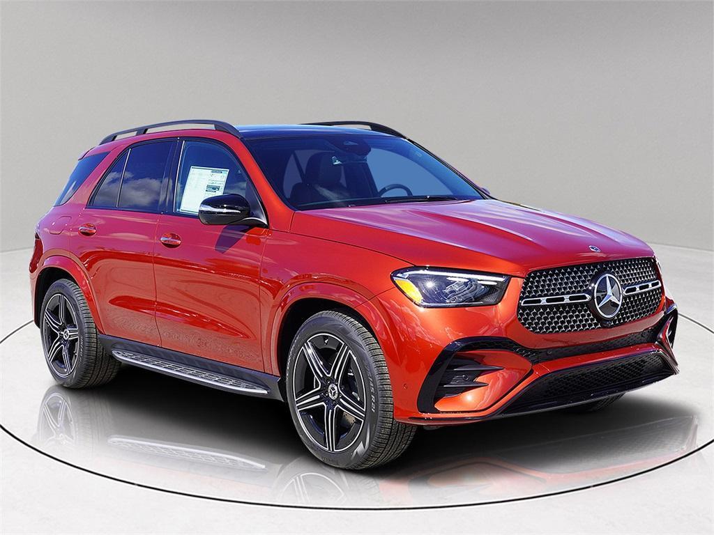 new 2025 Mercedes-Benz GLE 450 car, priced at $77,555