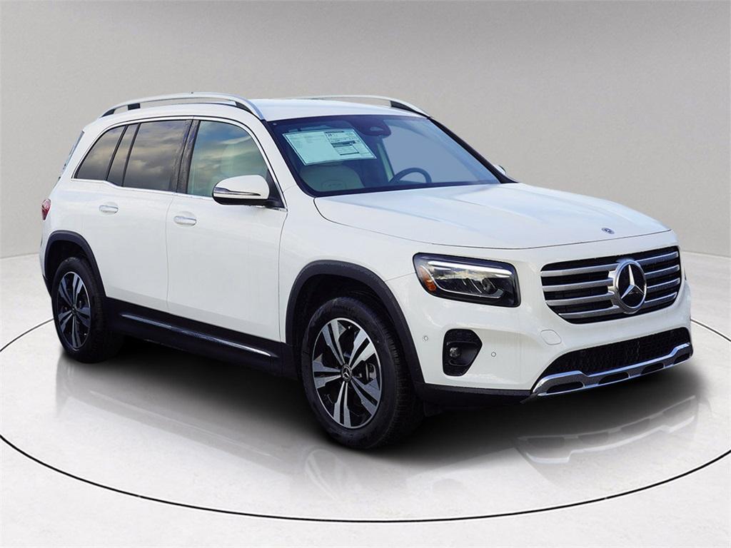 new 2025 Mercedes-Benz GLB 250 car, priced at $40,840