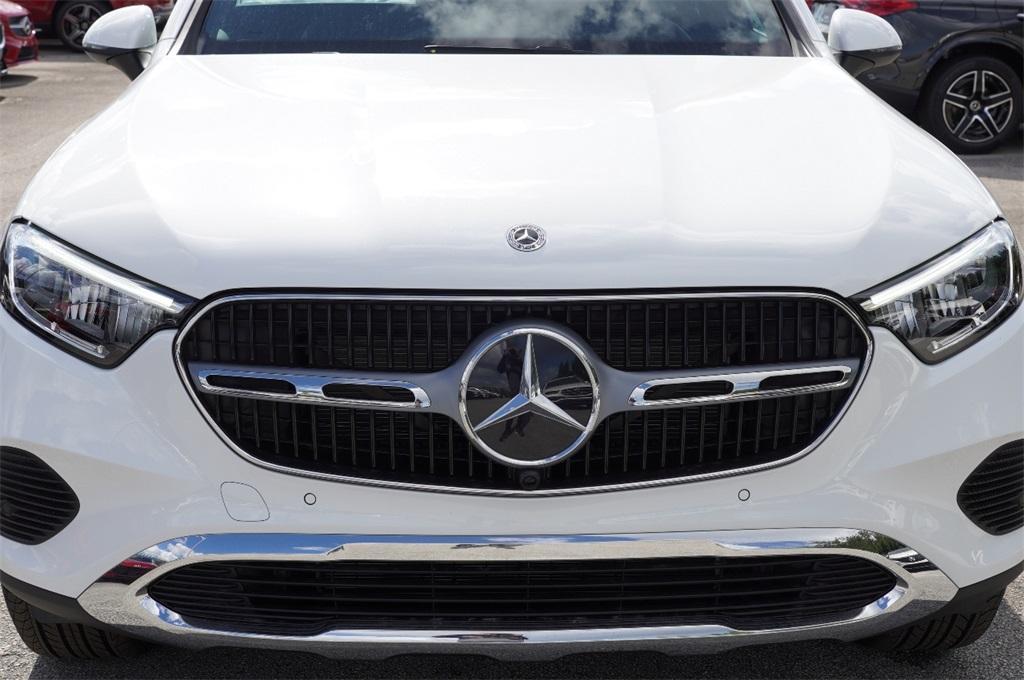 new 2025 Mercedes-Benz GLC 300 car, priced at $55,890