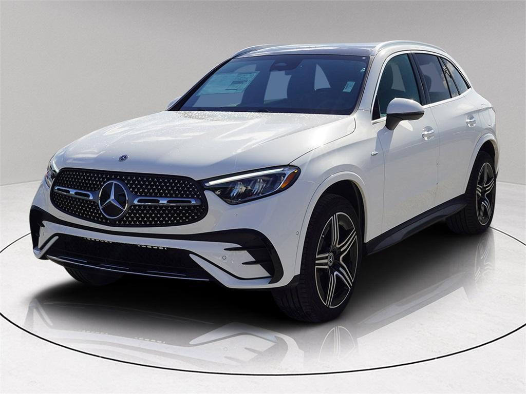 new 2025 Mercedes-Benz GLC 350e car, priced at $62,105