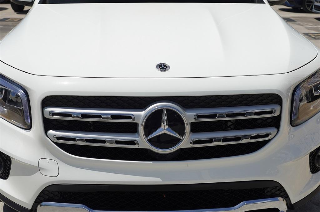 used 2022 Mercedes-Benz GLB 250 car, priced at $31,887