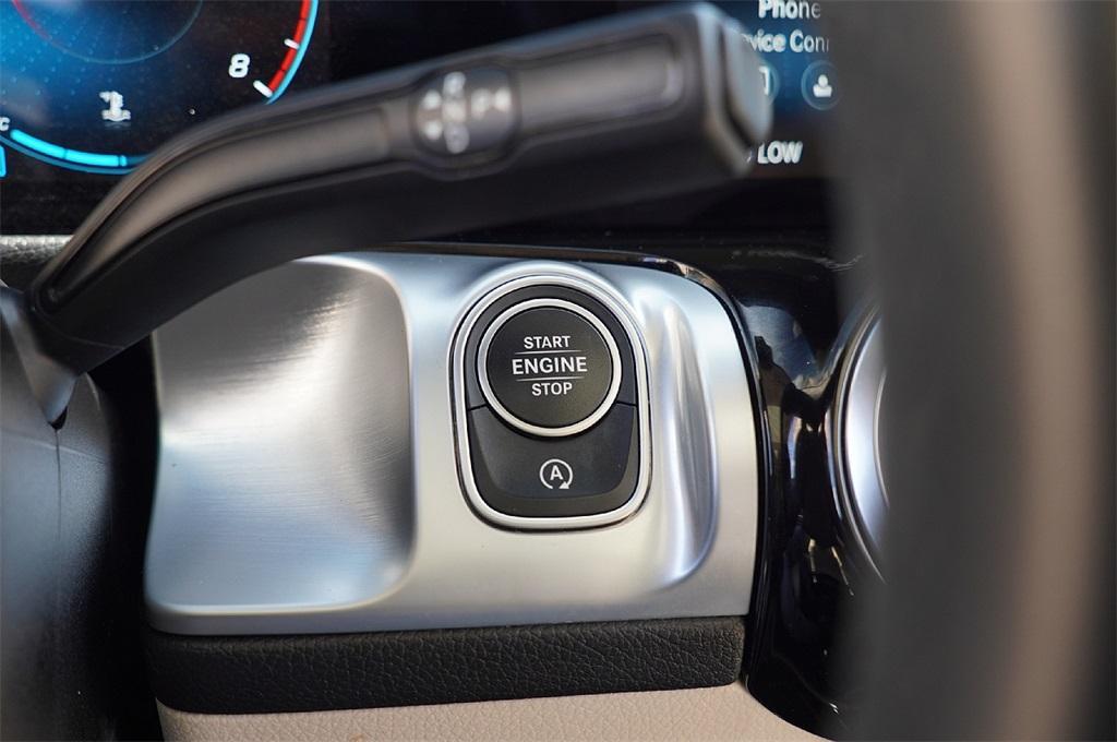 used 2022 Mercedes-Benz GLB 250 car, priced at $33,350