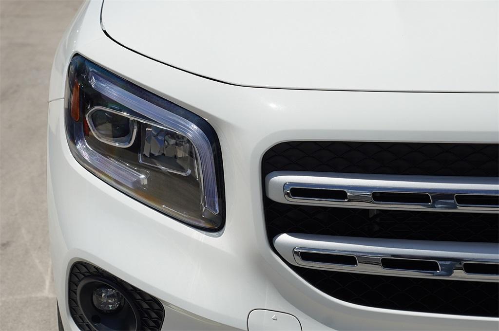 used 2022 Mercedes-Benz GLB 250 car, priced at $33,350