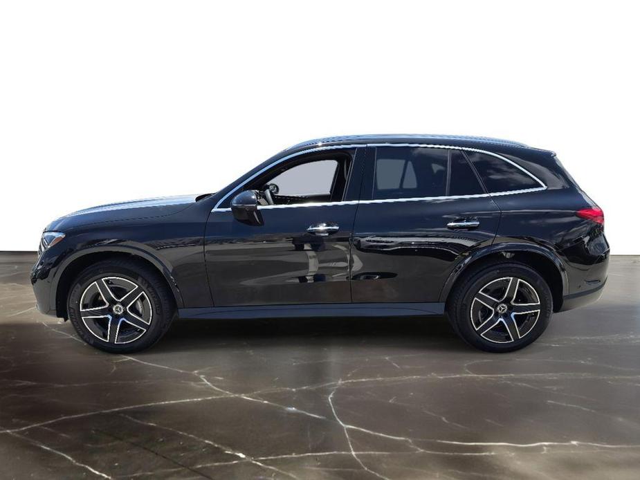 new 2024 Mercedes-Benz GLC 300 car, priced at $52,622