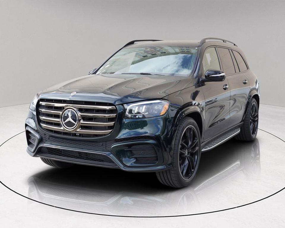 new 2025 Mercedes-Benz GLS 450 car, priced at $101,505