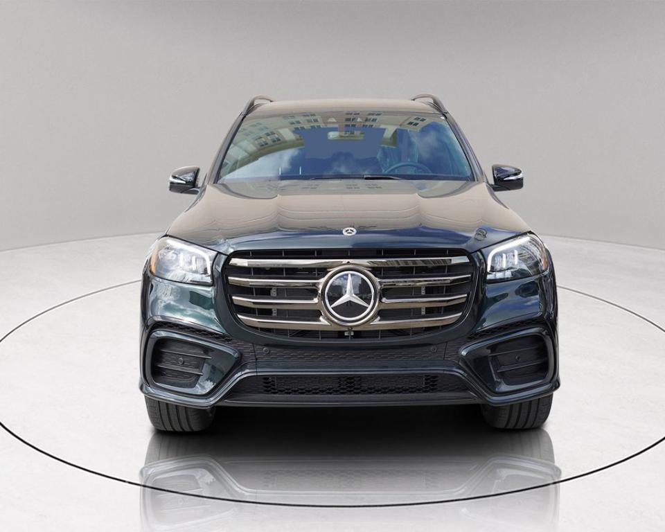 new 2025 Mercedes-Benz GLS 450 car, priced at $101,505