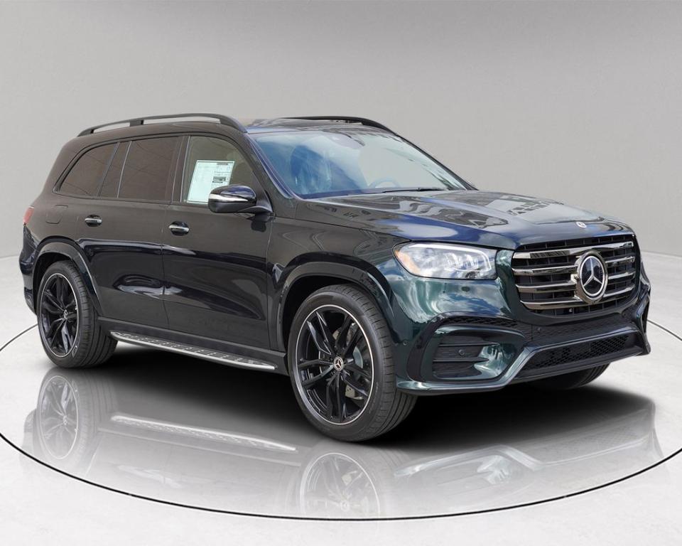 new 2025 Mercedes-Benz GLS 450 car, priced at $101,505