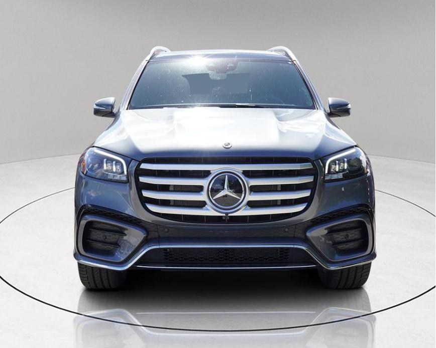 new 2025 Mercedes-Benz GLS 450 car, priced at $88,976