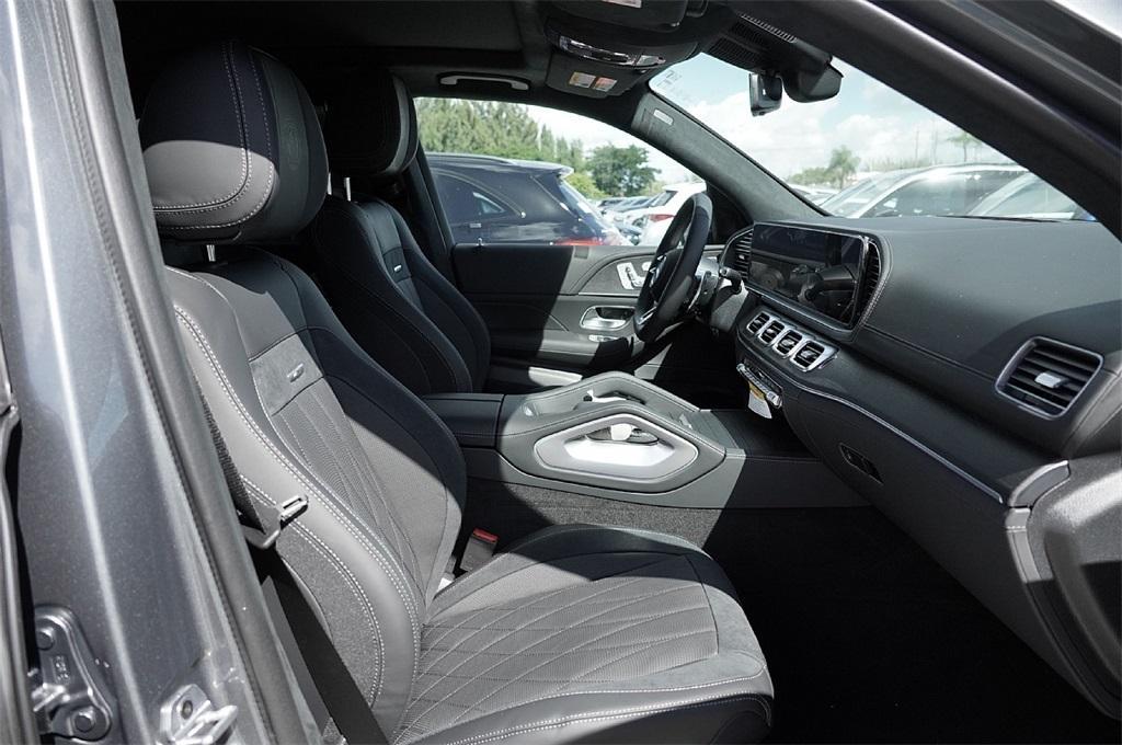 new 2026 Mercedes-Benz AMG GLE 63 car, priced at $133,829
